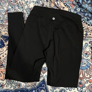 Black lululemon leggings